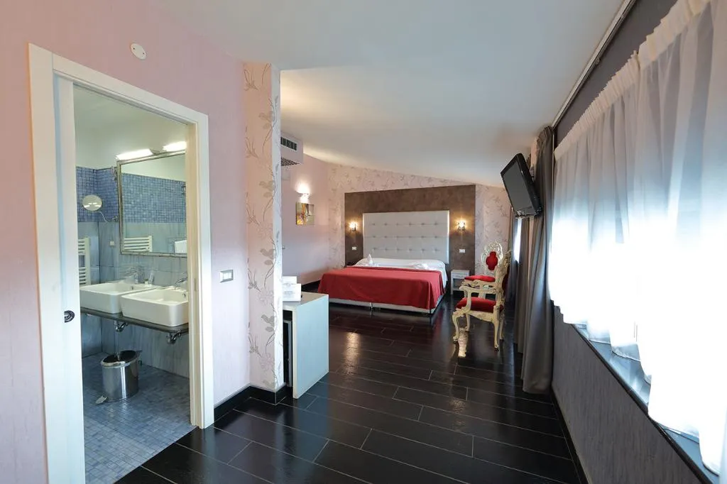 QUADRUPLE STANDARD Room, Relax Roma Nord, Rome