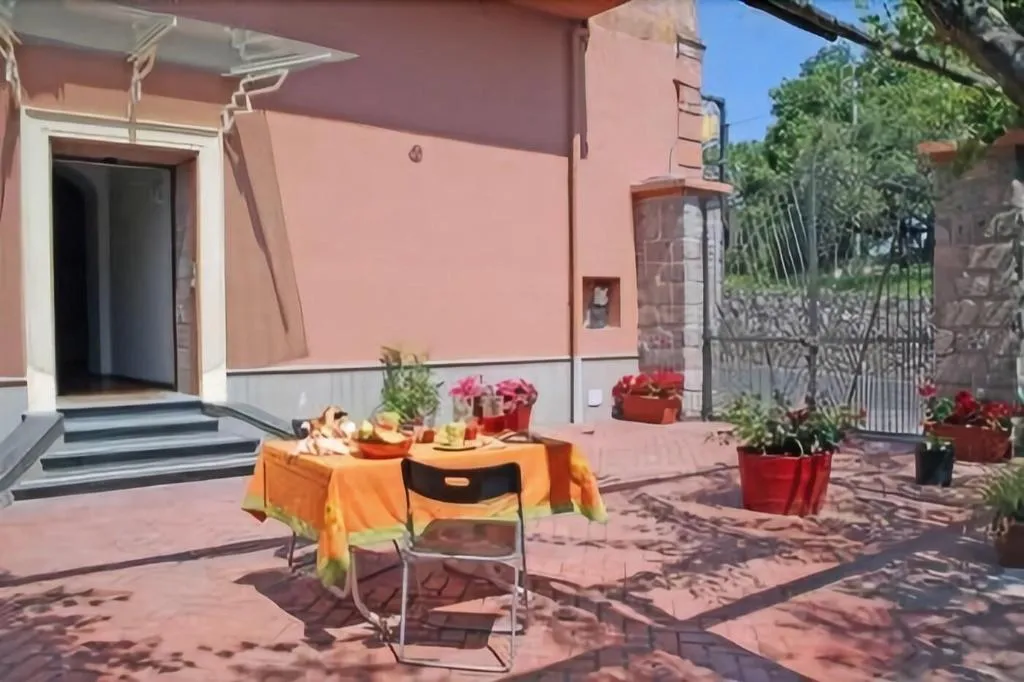 General view, Bellaria Relais, Naples