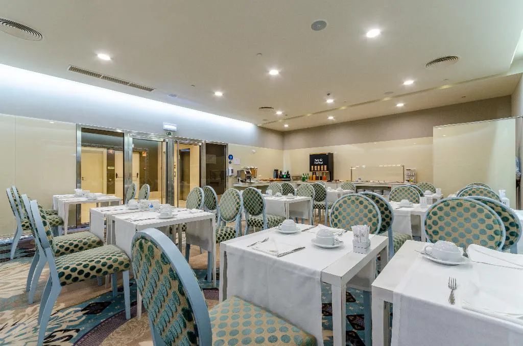 Restaurant, Olissippo Saldanha, Lisbon