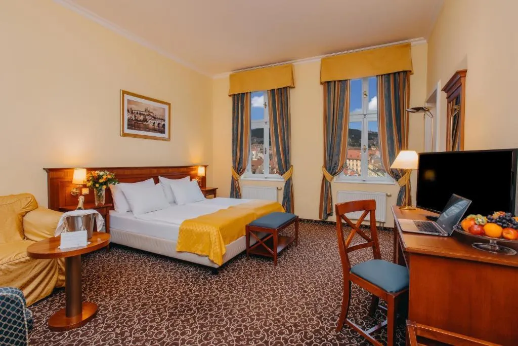 DOUBLE DELUXE Room, Louis Leger, Prague