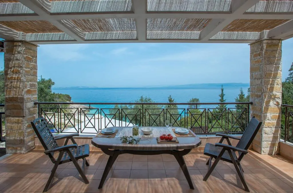 VILLA FIVE BEDROOMS WITH PRIVATE POOL Room, Anassa Mare Villas & Residences by GHH, Corfu