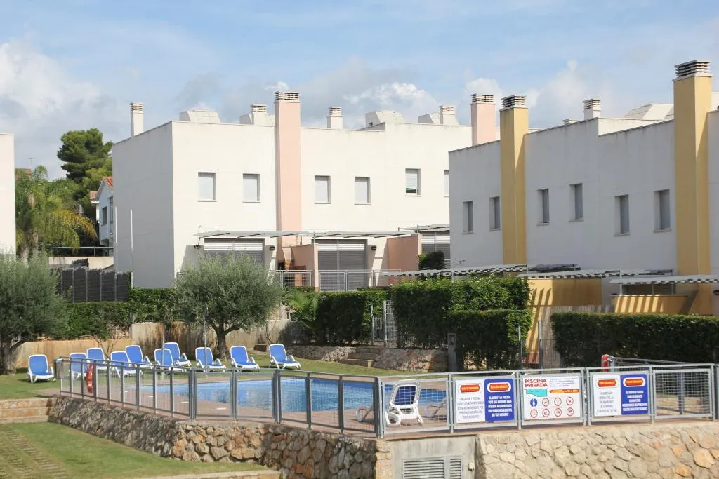 Pool, Via Augusta, Costa Brava