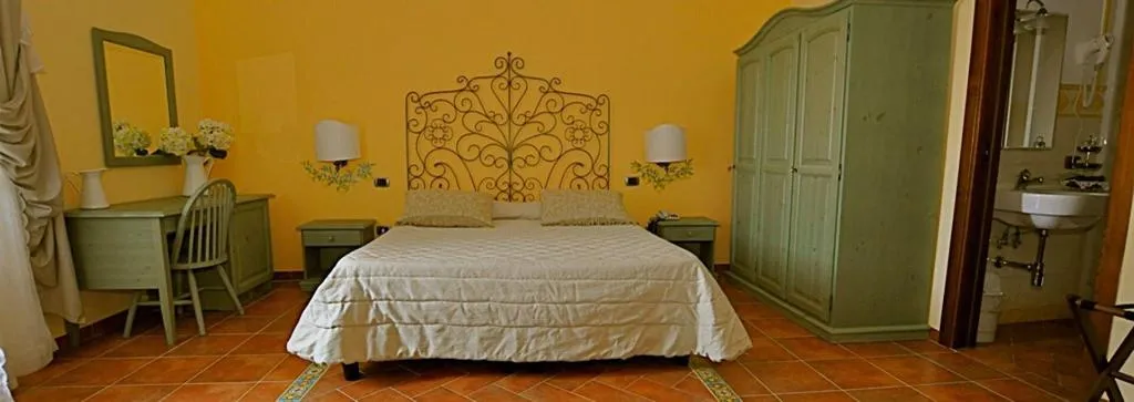 Room, Agriturismo Il Convento, Naples