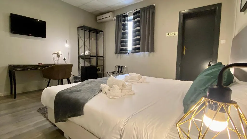 Double or Twin STANDARD Room, Sliema Marina Hotel, Malta