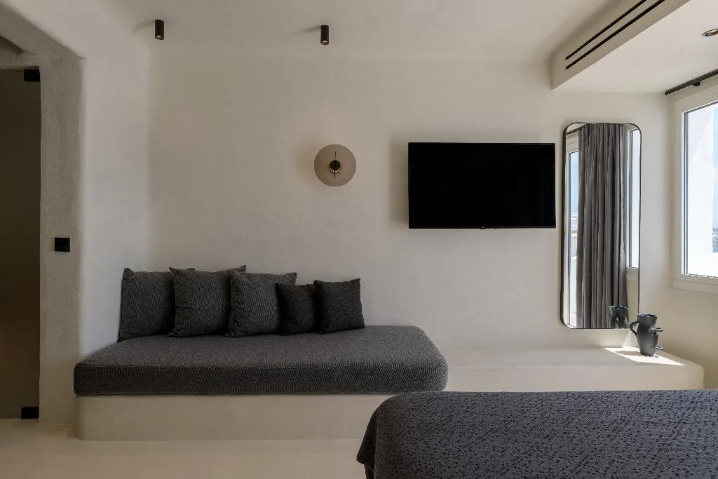 Double or Twin DELUXE SEA VIEW Room, Rocabella Mykonos Hotel, Mykonos