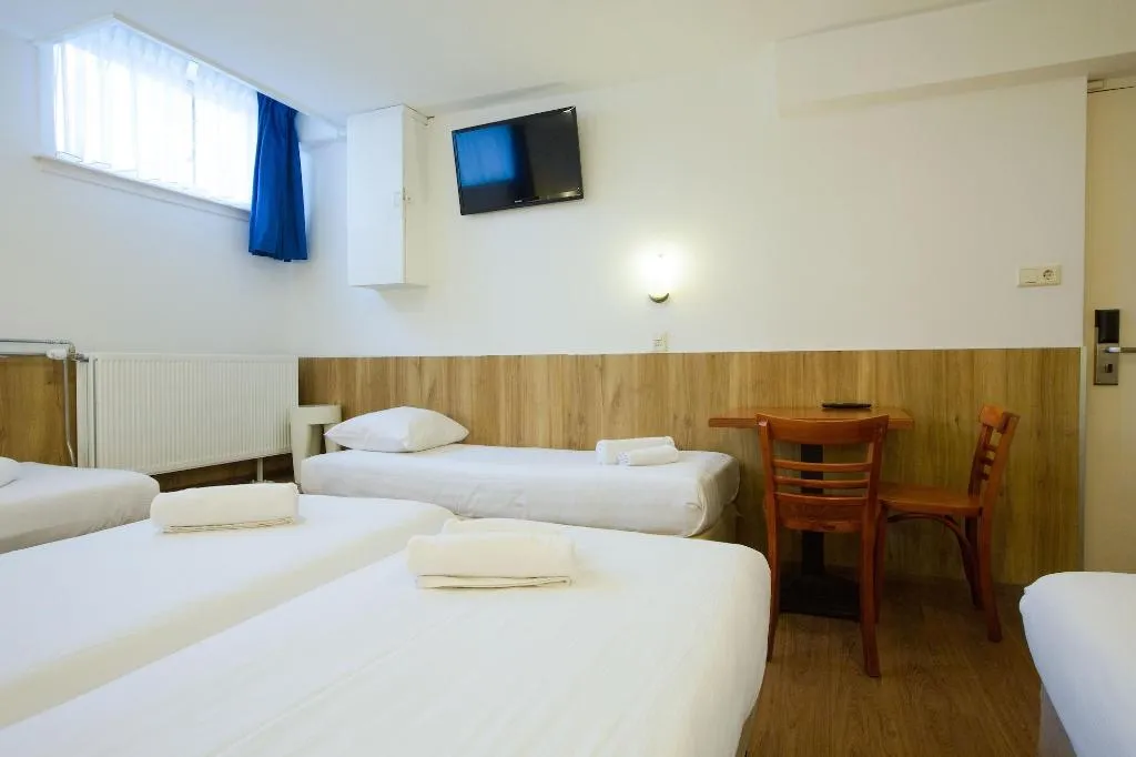 Room, Hotel Titus, Amsterdam