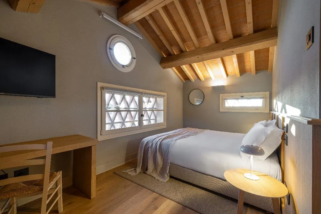 Room ONE BED Room, Colle Alberti Country House, Florence