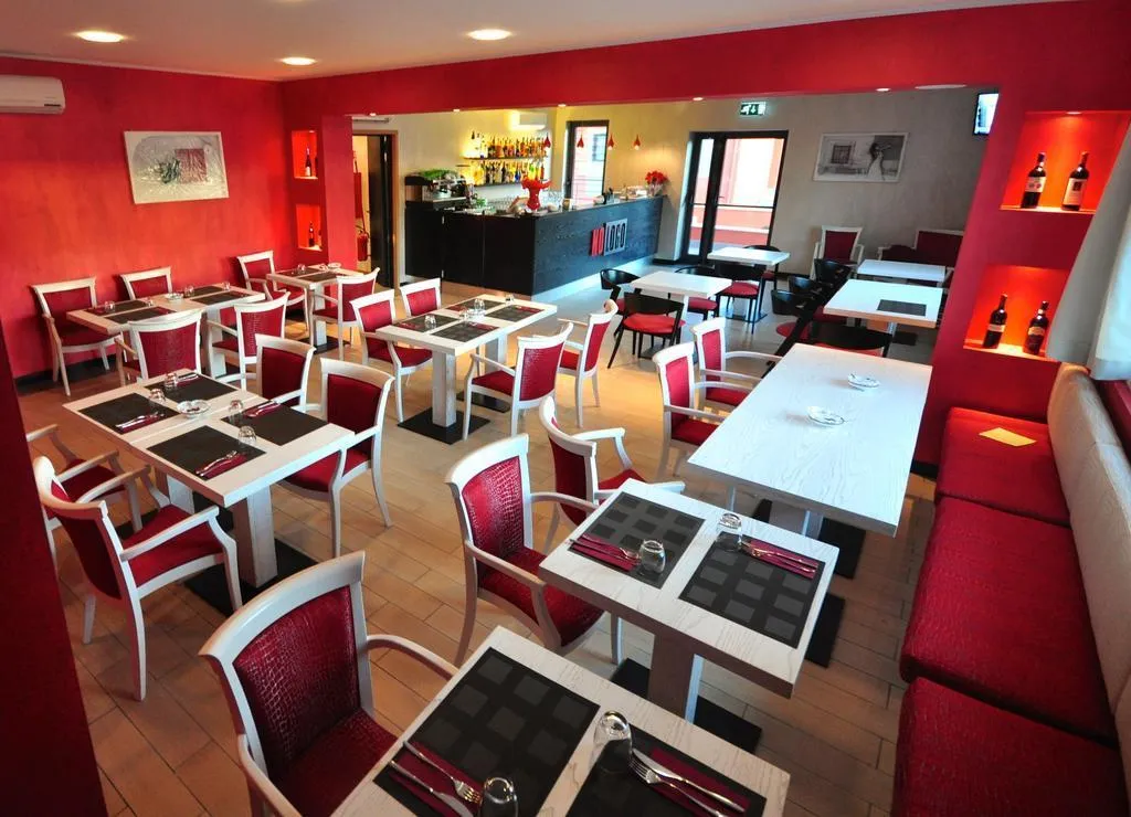 Restaurant, 325 Tor Vergata, Rome