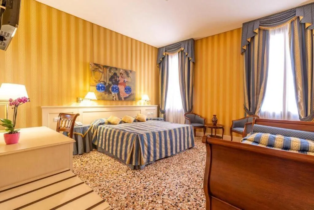 Room, Bella Venezia, Venice