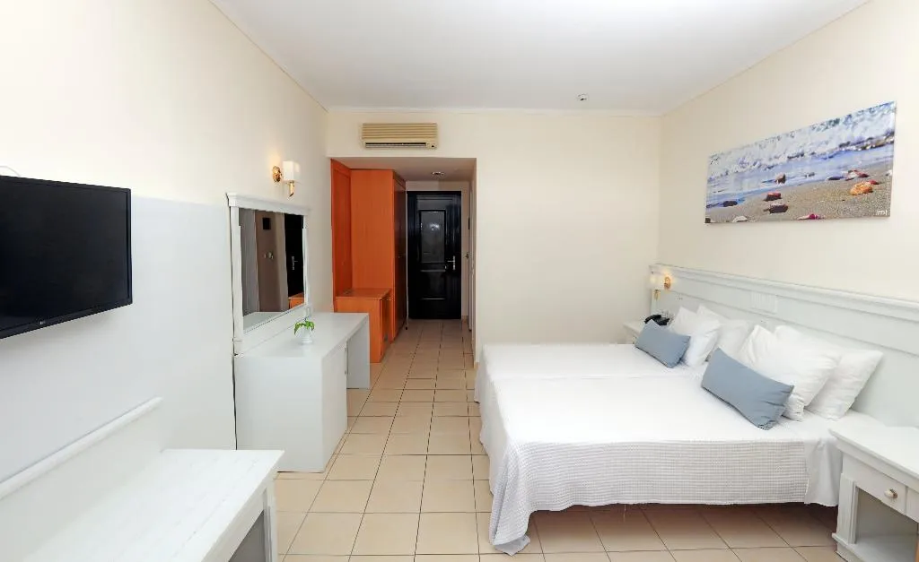 Double or Twin STANDARD Room, LABRANDA Kiotari Miraluna Resort, Rhodes