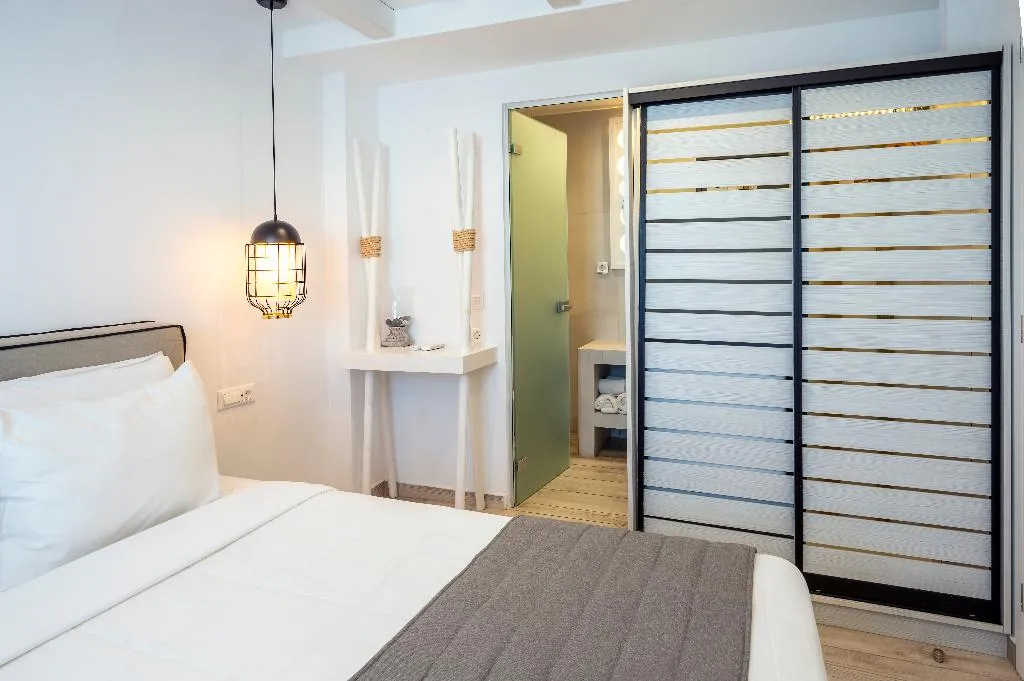 SUITE STANDARD Room, SMY Mediterranean White, Athens