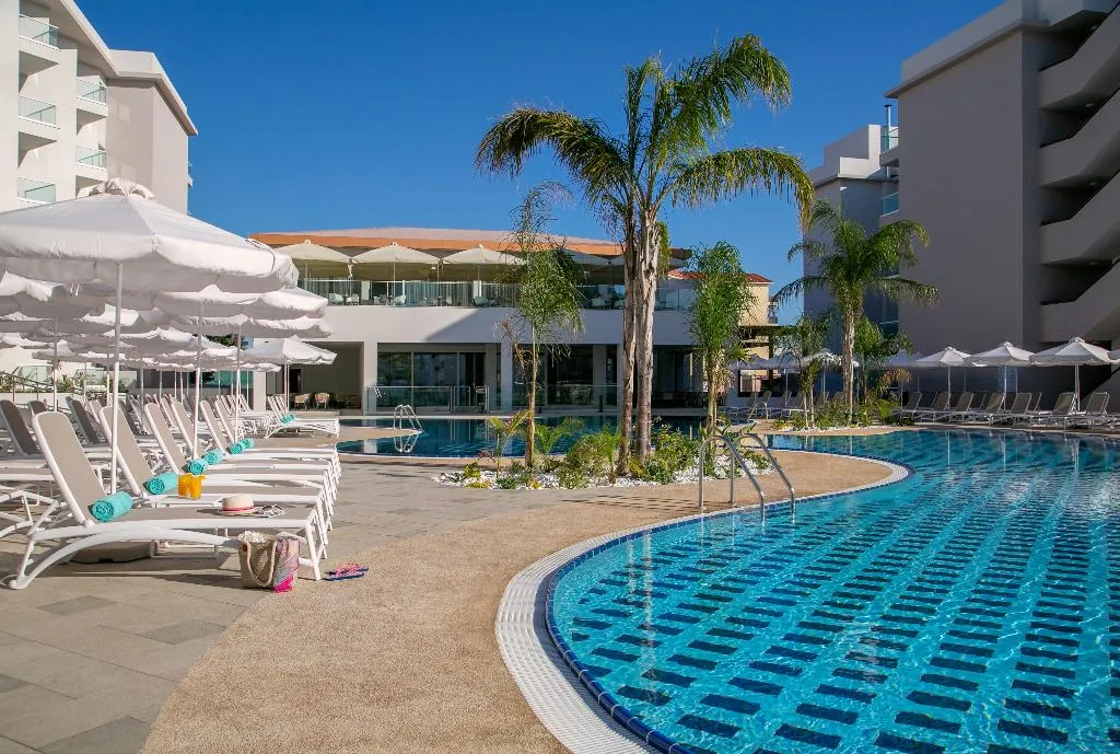 Pool, Vangelis Hotel & Suites, Cyprus