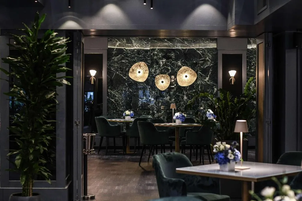 Restaurant, Sina De la Ville, Milan