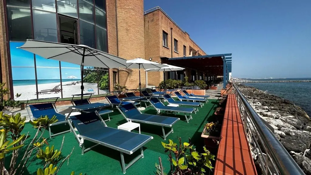 Terrace, Hotel Polo Nautico, Naples