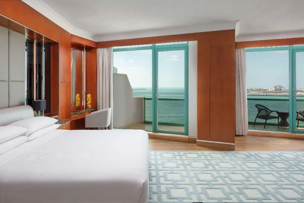 SUITE SEA VIEW Room, Hilton Dubai Jumeirah, Dubai