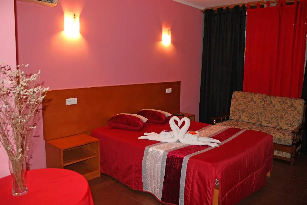 Room, Residencial Monte Carlo, Porto