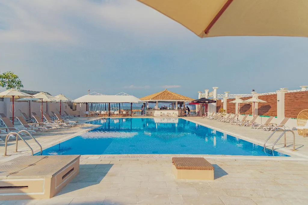 Pool, La Playa Grande, Corfu