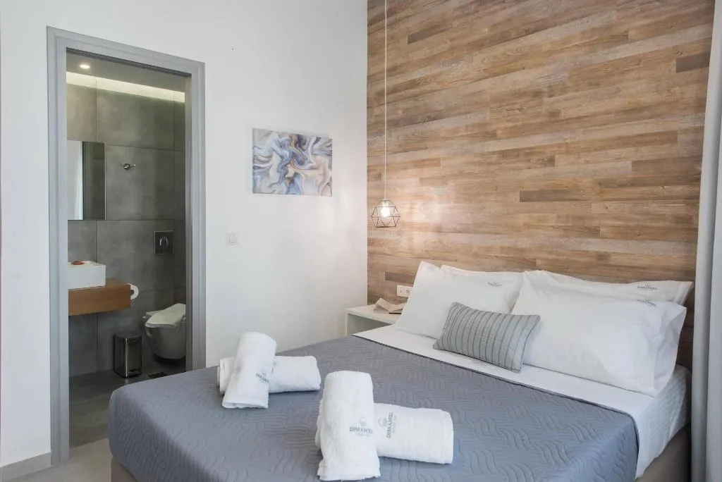Room, Ria, Crete
