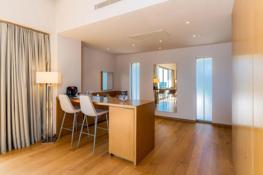 Room, On'Live Hotel, Izmir