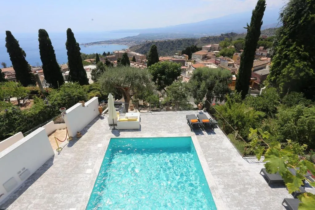 Pool, Casa Cuseni, Taormina