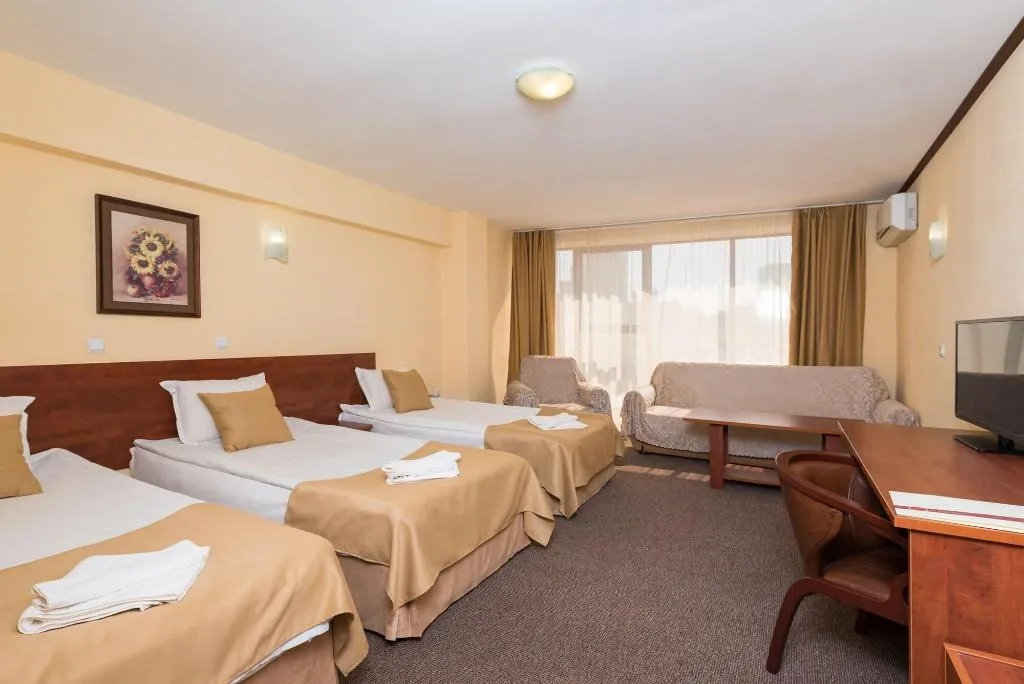 Room, Hotel Avenue, Bourgas