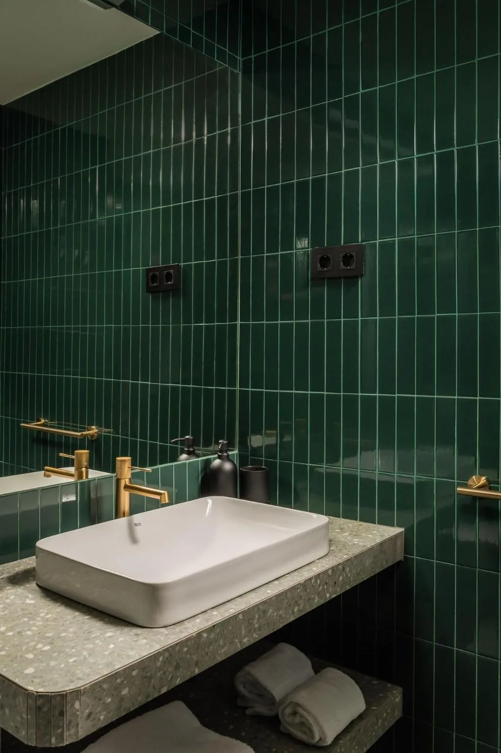 TWIN STANDARD Room, Twenty By Pillow, Barcelona