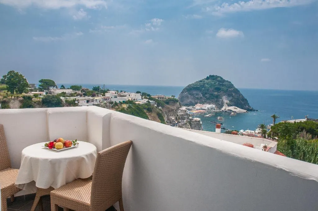 JUNIOR SUITE SEA VIEW Room, Borgo Romantica Resort & SPA, Naples
