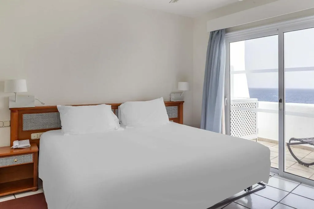 APARTMENT TWO BEDS Room, Santa Barbara Golf & Ocean Golf Club, Tenerife