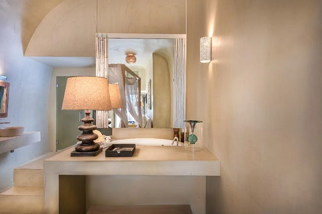 SUITE WITH PRIVATE POOL Room, Mythical Blue Luxury Suites, Santorini