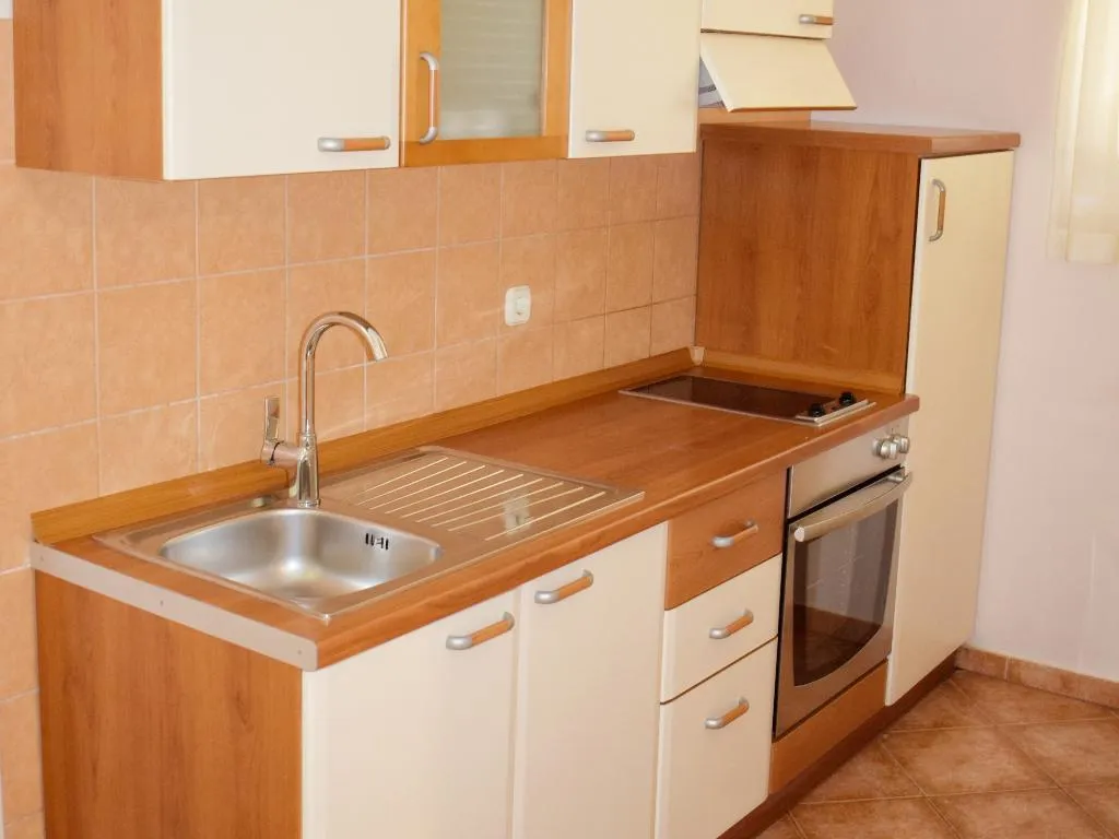 APARTMENT CAPACITY 6 Room, Matilde Beach Resort, Split