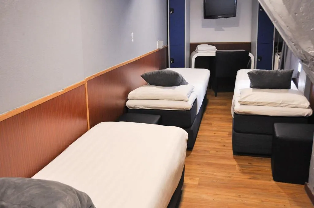TRIPLE STANDARD Room, Travel, Amsterdam