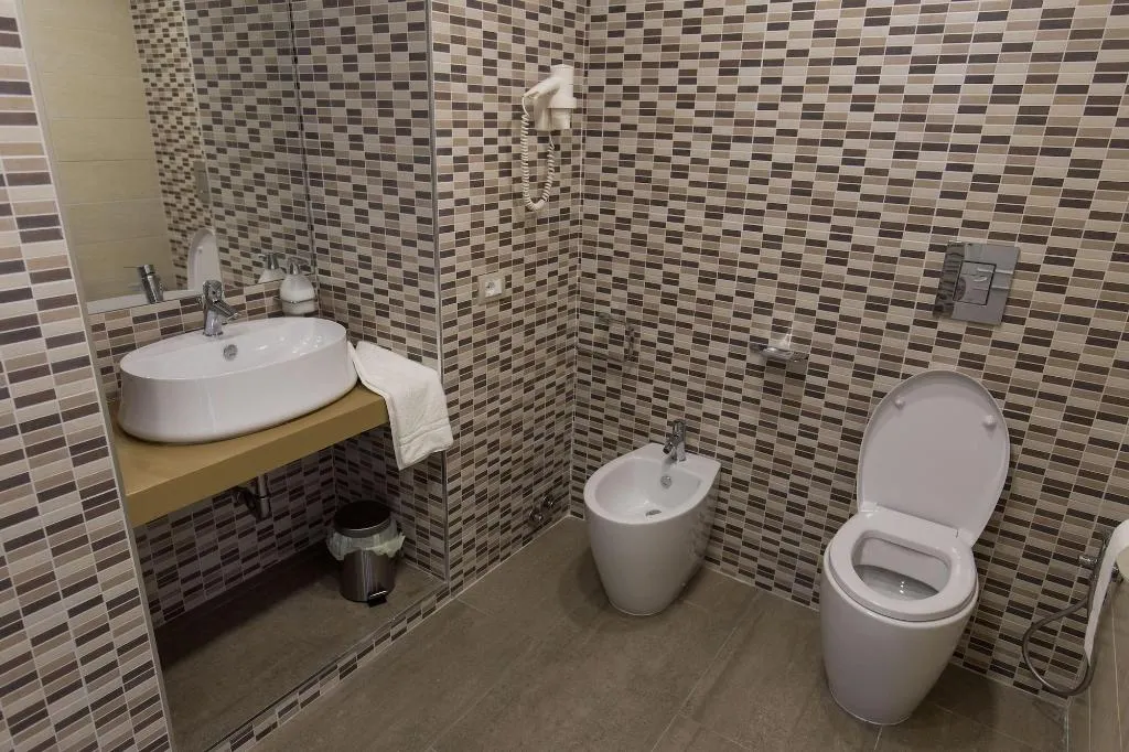 Room, Savoy Riviera, Naples