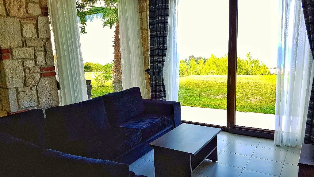 SUITE DELUXE OCEAN VIEW Room, Bungalow White Apartments and Suits, Halkidiki