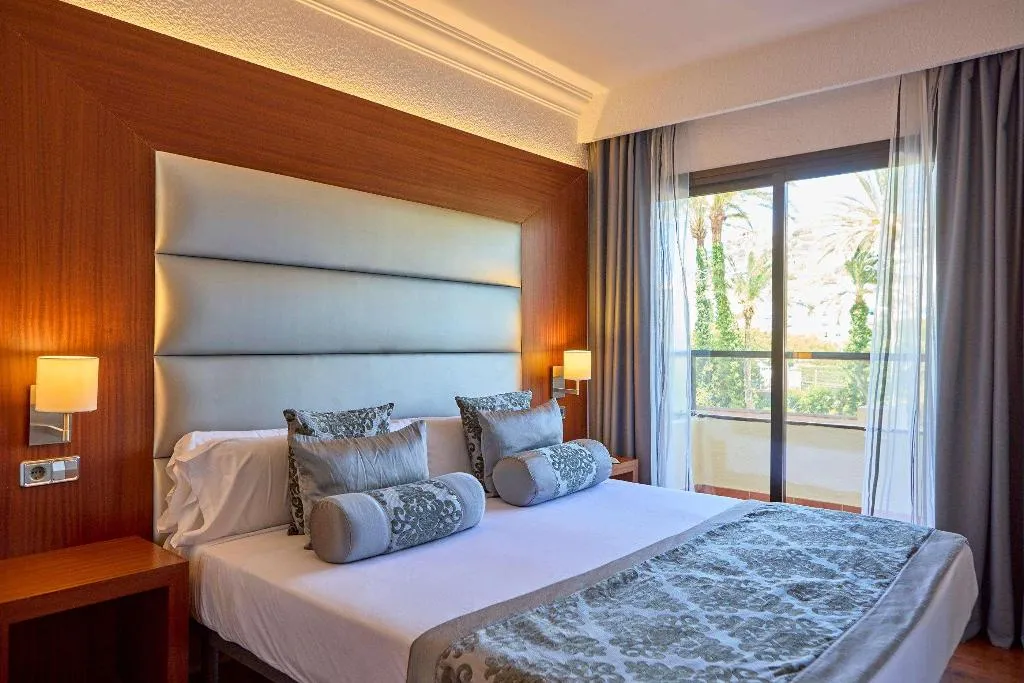 Room, Zafiro Rey Don Jaime, Majorca