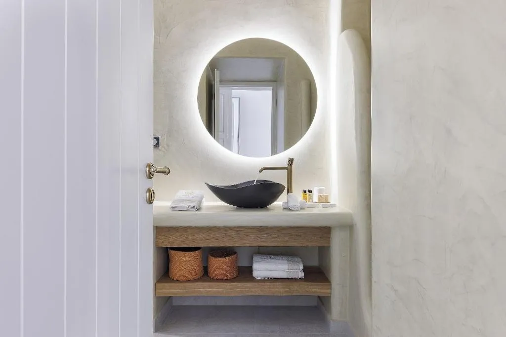 Room, La Madeleine Oia, Santorini
