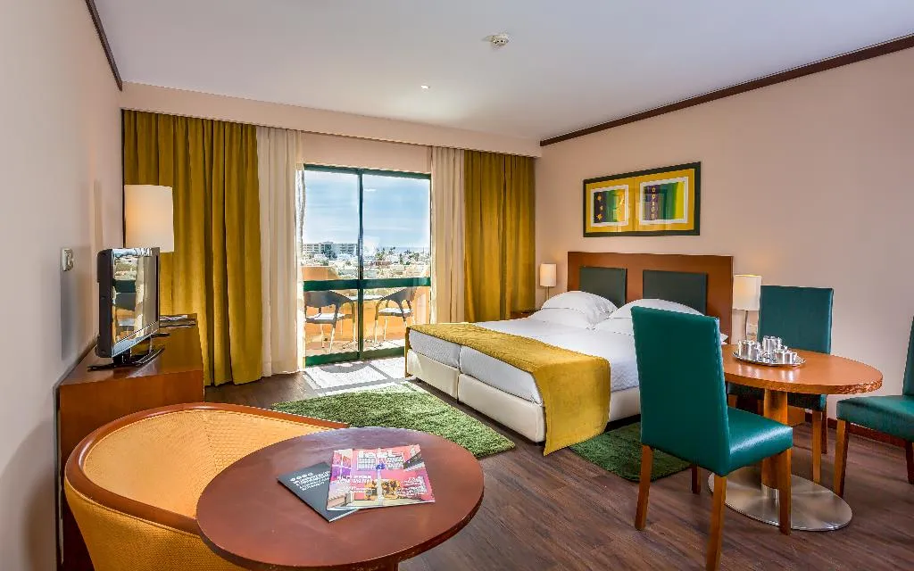 JUNIOR SUITE CLASSIC Room, Vila Gale Atlantico, Algarve