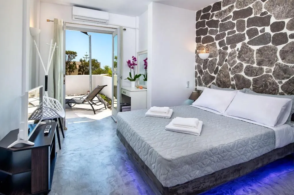 Room, Sun Springs, Santorini