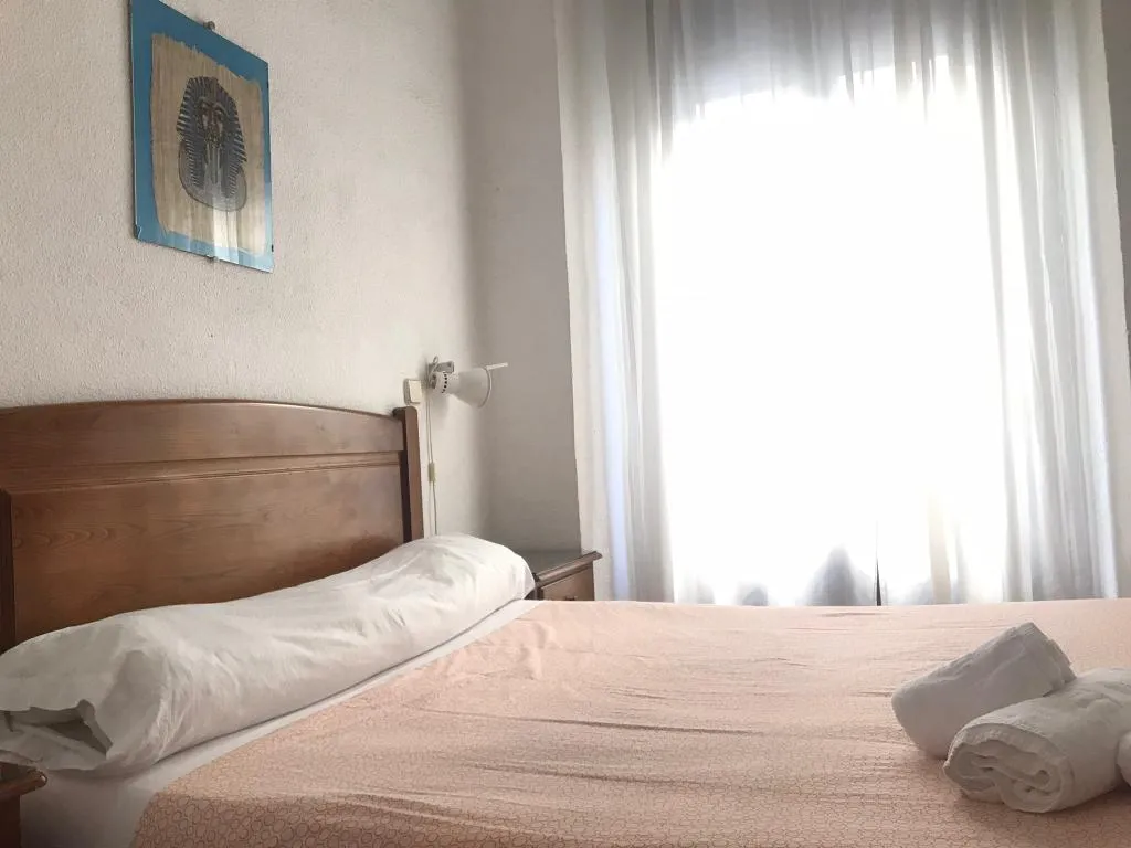 DOUBLE STANDARD Room, Hostal MYD Los Perales, Madrid