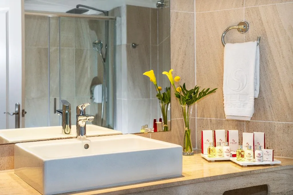 TRIPLE DELUXE Room, Salles Hotel Marina Portals, Majorca