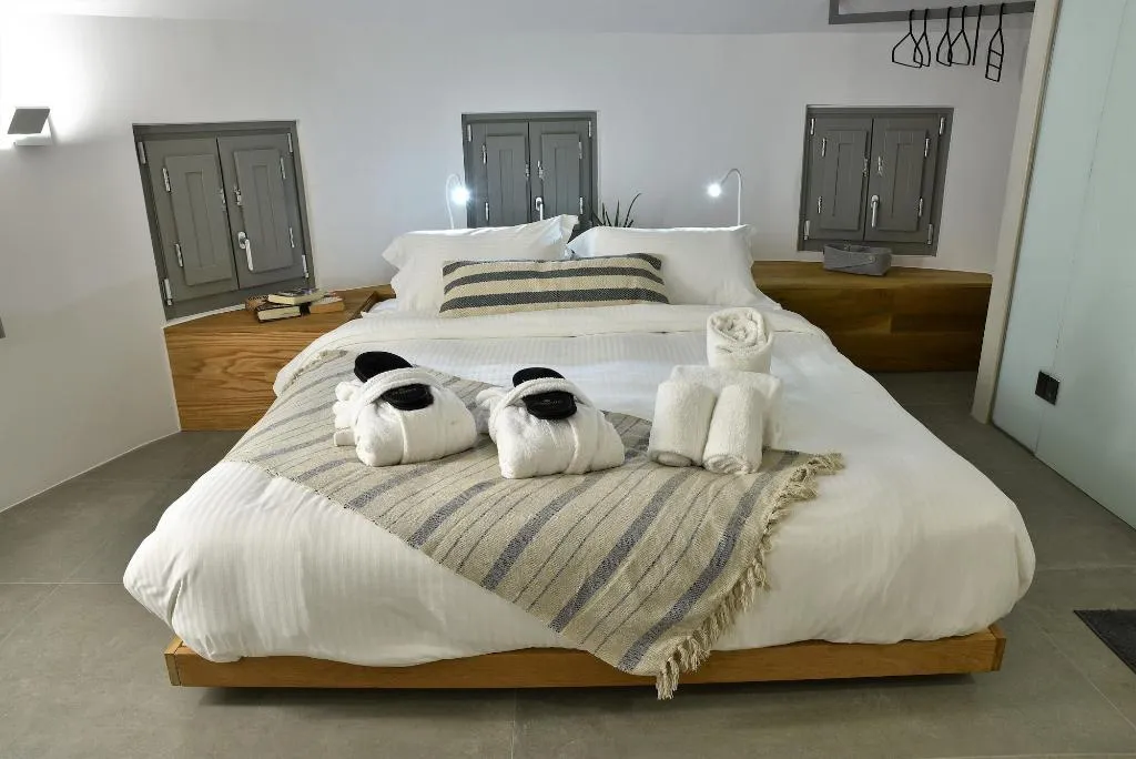 Room, Horizon Mills Villas & Suites, Santorini