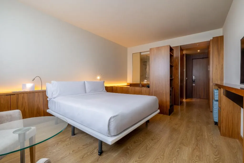 Room, SB Diagonal Zero Barcelona, Barcelona