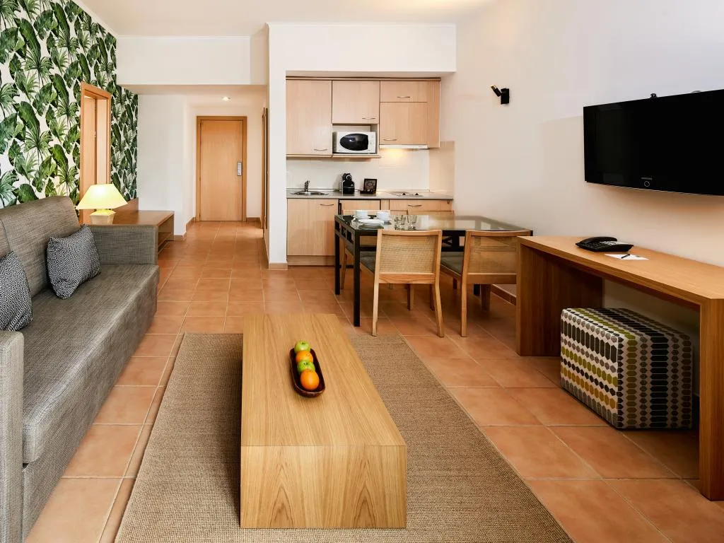 APARTMENT STANDARD Room, NH Marina Portimão Resort, Algarve