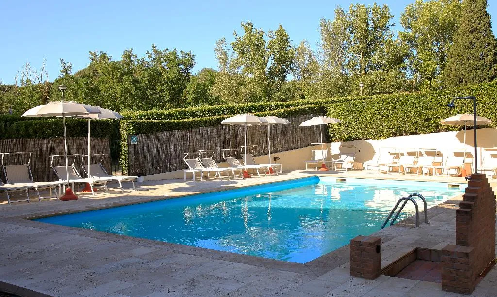 Pool, Le Colline, Florence