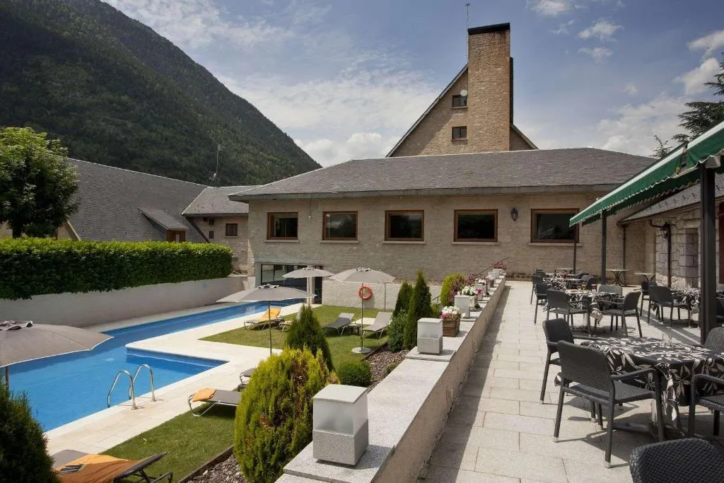 Pool, Parador de Arties, Costa Brava