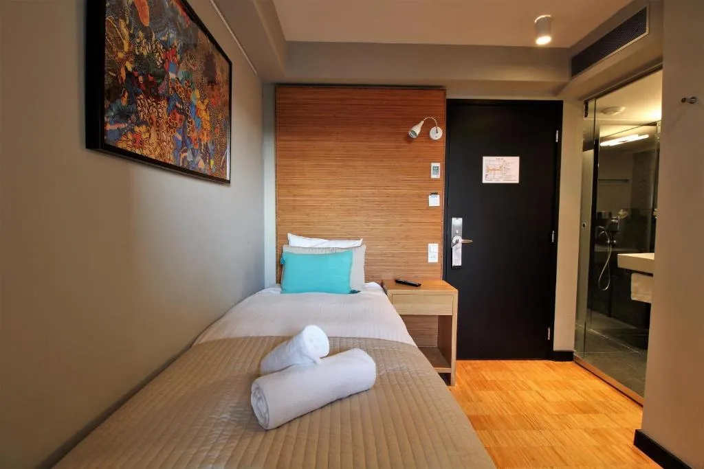 SINGLE STANDARD Room, The Bank Hotel, Amsterdam