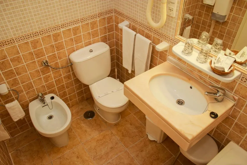 Double or Twin CLASSIC Room, Baía Beach Hotel, Algarve