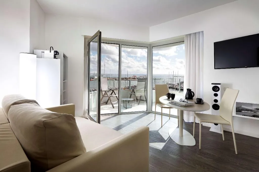 DOUBLE PREMIUM Room, Melia Palma Marina, Majorca