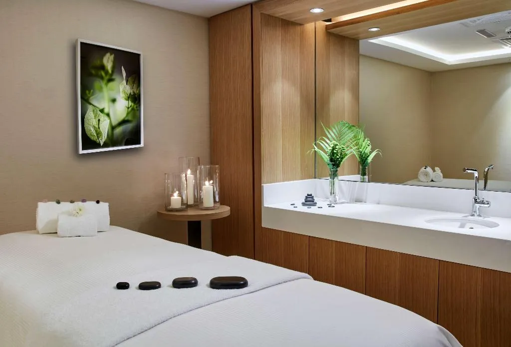 Sports and Entertainment, Hilton Garden Inn Hotel Mall Avenue, Dubai
