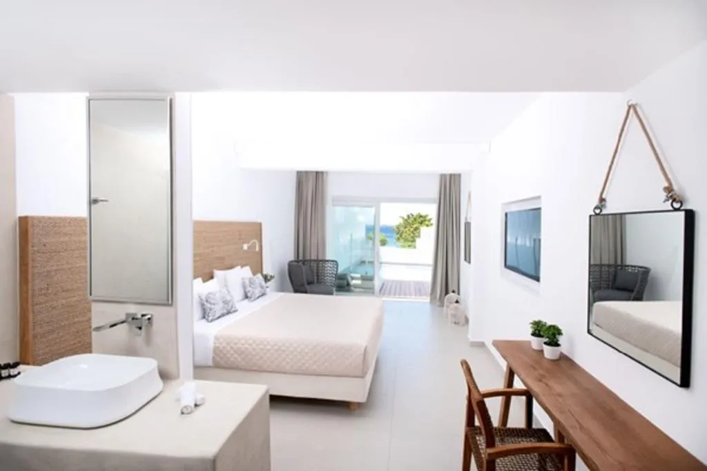 SUITE DELUXE SEA VIEW Room, Manoulas Beach, Mykonos