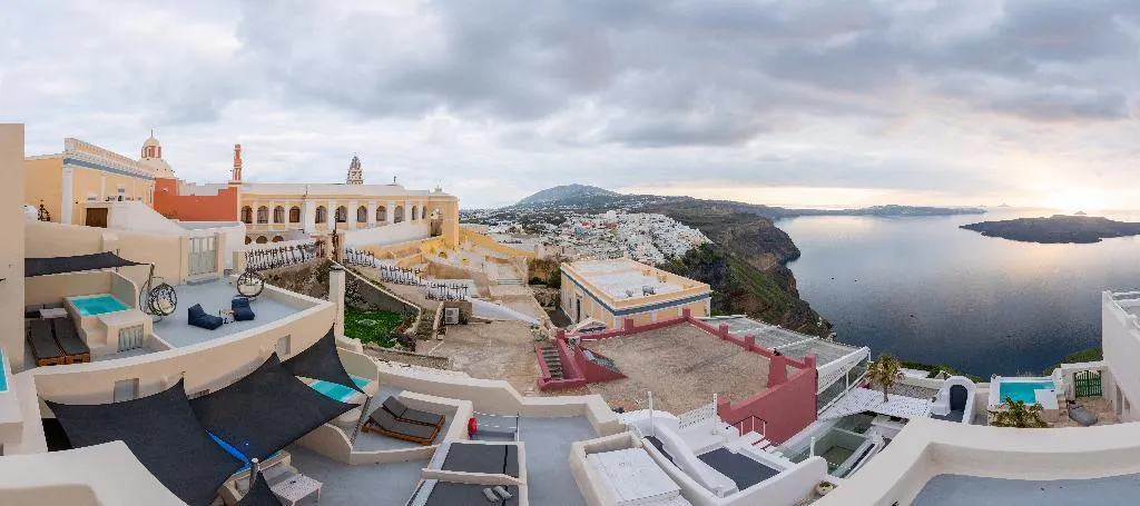 Lobby, Caldera Cliff Illusion Suites, Santorini